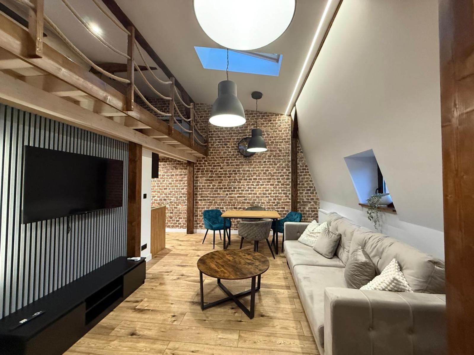 קטוביץ Loft In The City Center By Kobiela Apartments מראה חיצוני תמונה